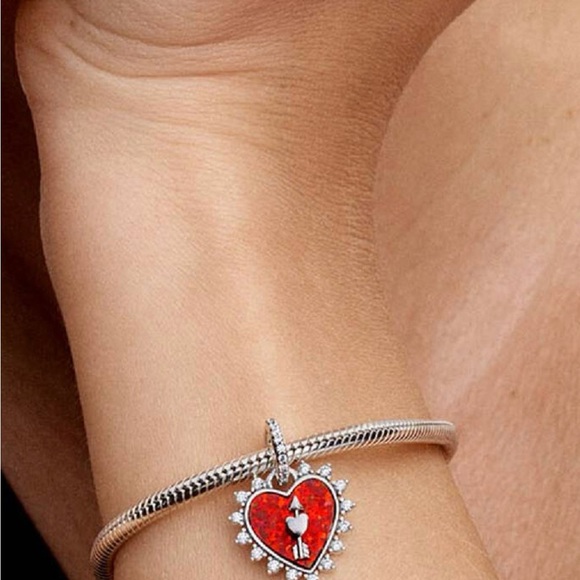 Pandora Spinnable Arrow Heart Dangle Charm